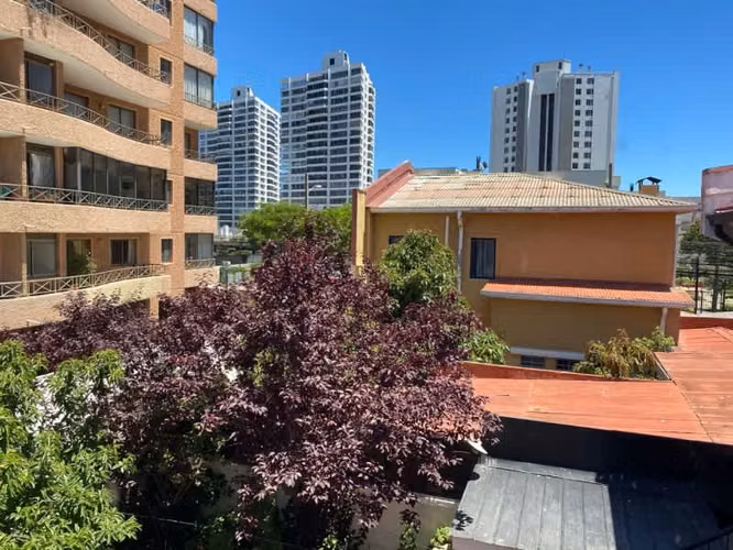 SE VENDE CASA CERCANA A AV. LIBERTAD VIÑA DEL MAR