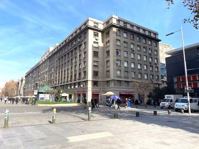Dpto en Centro de Santiago, Paseo Bulnes (106983)