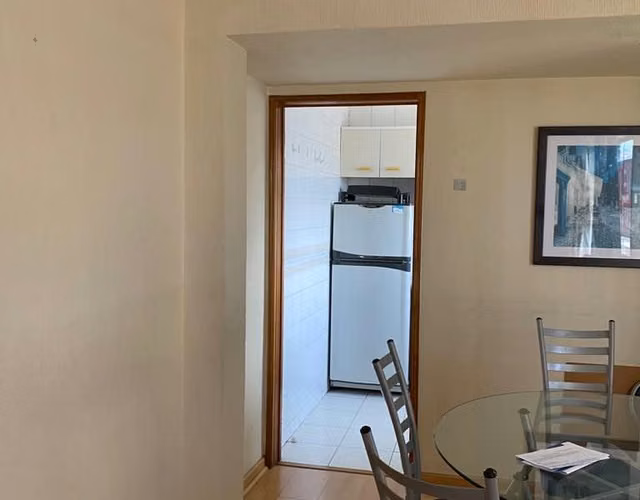 VENDO  EN   8 NORTE CON LIBERTAD  VIÑA DEL MAR