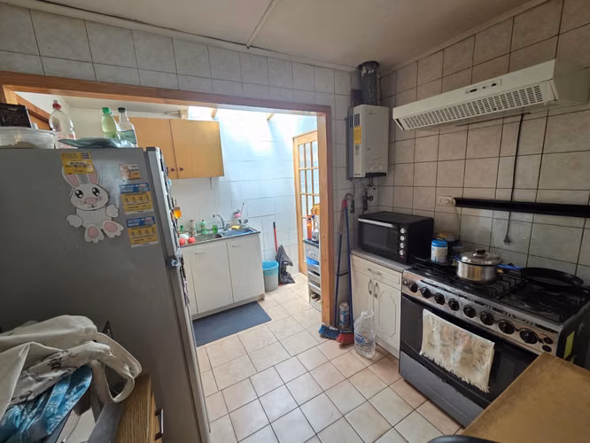 Se Vende Casa con Amplio Patio en Pompeya Sur