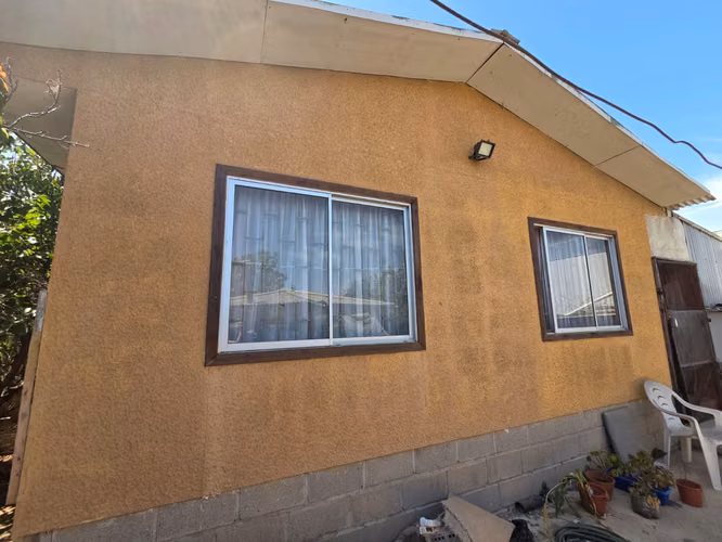 Se Vende Casa con Amplio Patio en Pompeya Sur