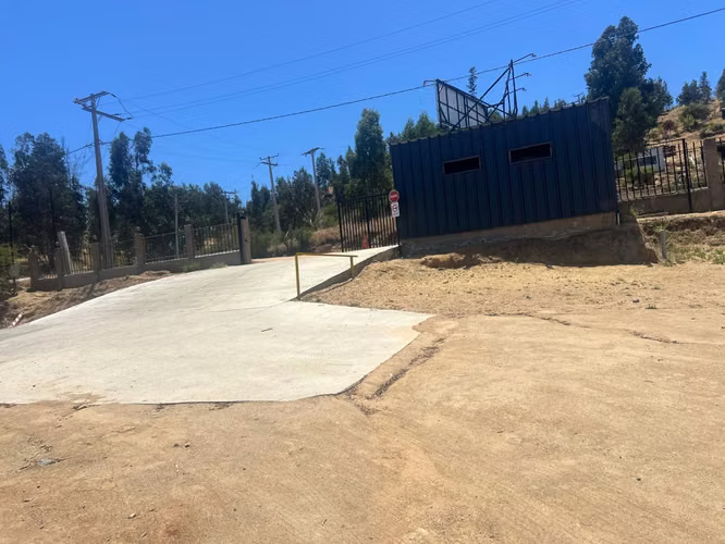 Se Arrienda Amplio Local en Los Molles