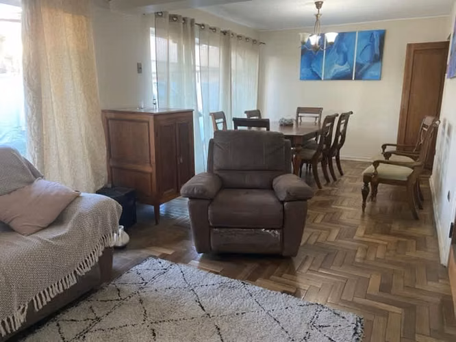 Se Vende Céntrica y Amplia Casa en Quilpué