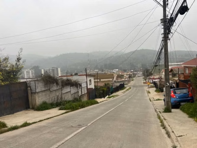 Amplio Terreno con Casa Paradero 30