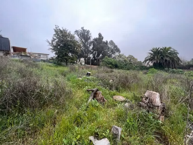 Amplio Terreno con Casa Paradero 30