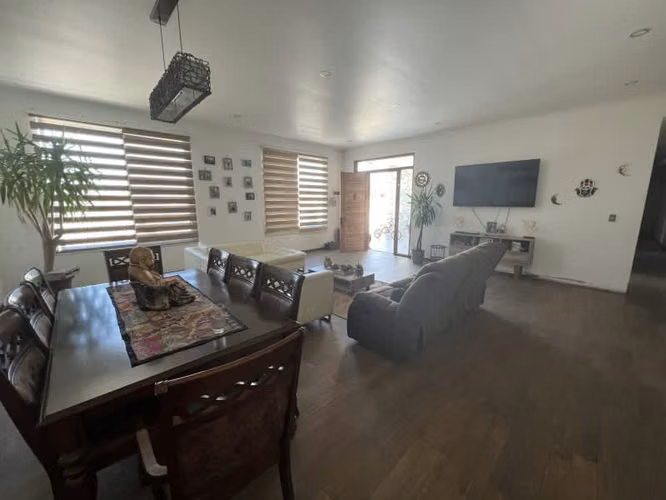 Amplia y Hermosa Casa con Gran Terreno Villa Alemana