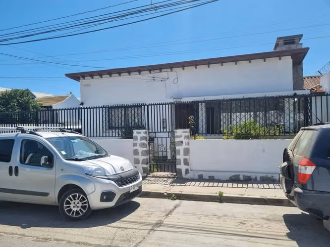 Hermosa Casa Centro de Quilpué ideal uso Comercial