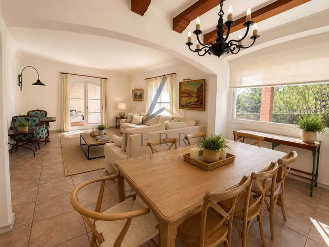 SE VENDE CASA EN QUINTAY-VALPARAISO (108148)