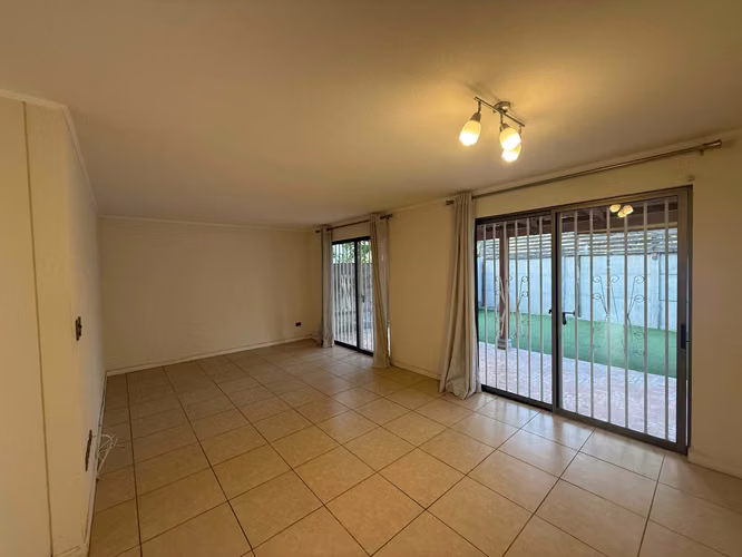 Arriendo casa en condo Buin 3 dorm 3 baños (108247)
