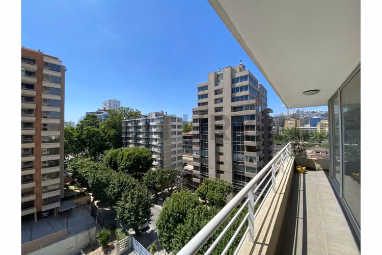 Venta departamento vista panorámica Poniente