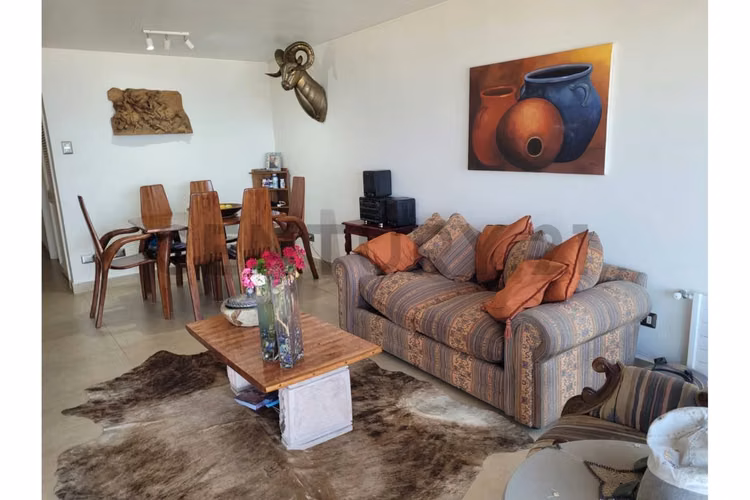 ¡OPORTUNIDAD!  Departamento rebajado con vista despejada al mar en Reñaca.
