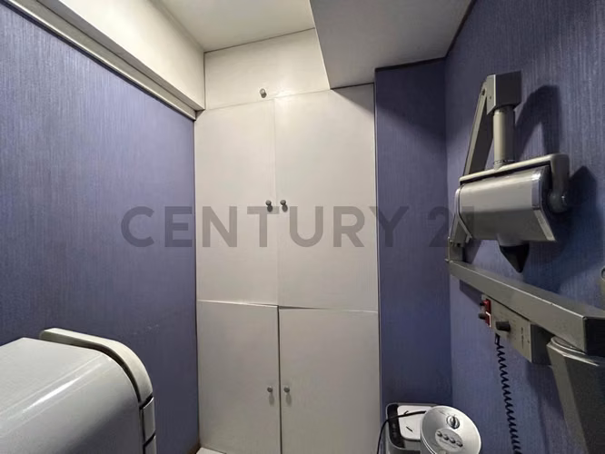 Rebajada !Se vende excelente Oficina Viña del Mar