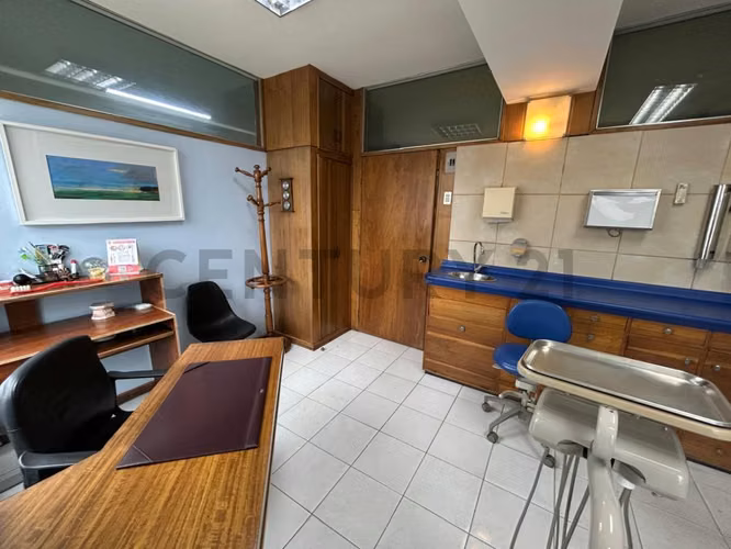 Rebajada !Se vende excelente Oficina Viña del Mar