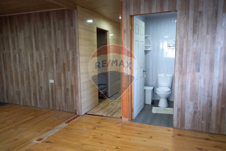 Parcela pichiquillaipe/ 3 casas quincho borde mar