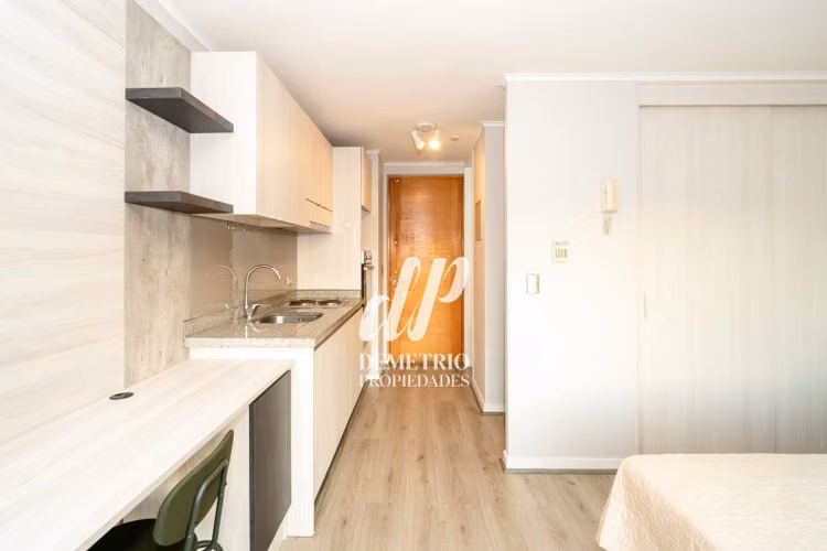 ACOGEDOR HOME STUDIO AMOBLADO A PASOS DEL BARRIO C
