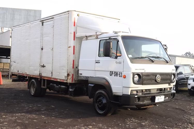 CAMION VOLKSWAGEN DELIVERY 8-160 2014 PARA 5000KG AL DIA