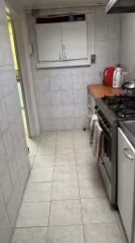 EXCELENTE CASA HIGUERAS