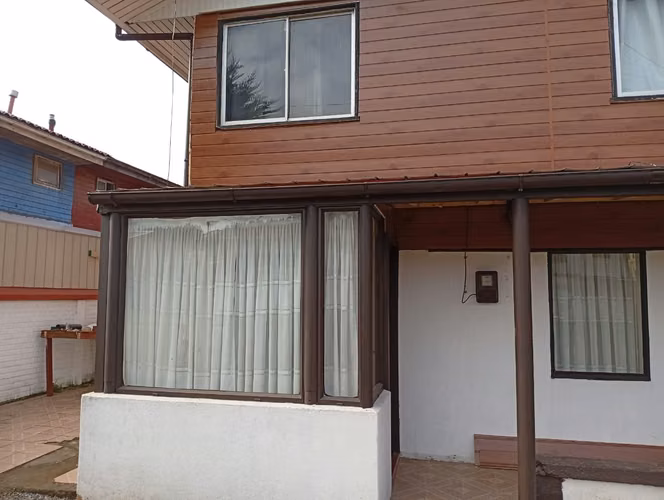 EXCELENTE CASA HIGUERAS