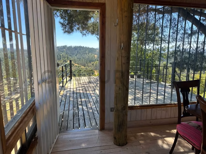 Hermosa parcela con 2 casas en Terrazas de Pitama