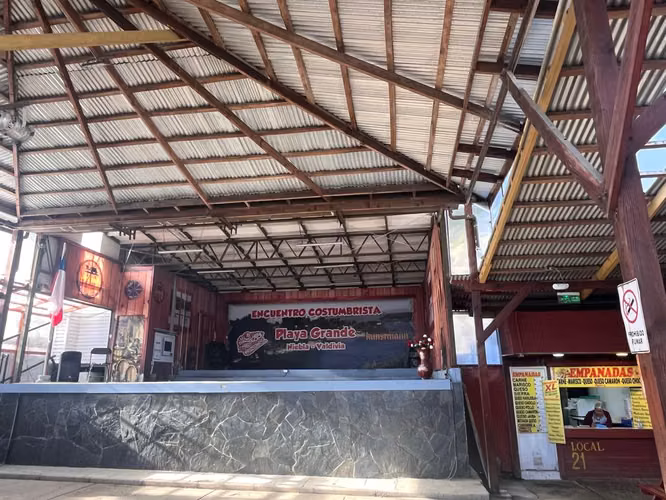 Se Vende Local Comercial en la Feria Costumbrista de Niebla - Valdivia