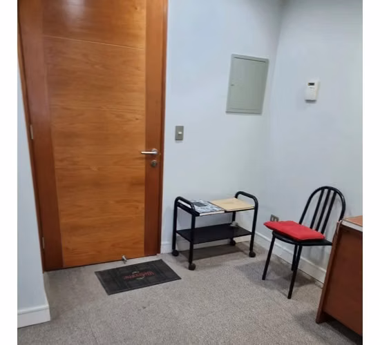 OFICINA 2 apartados recepcion baño