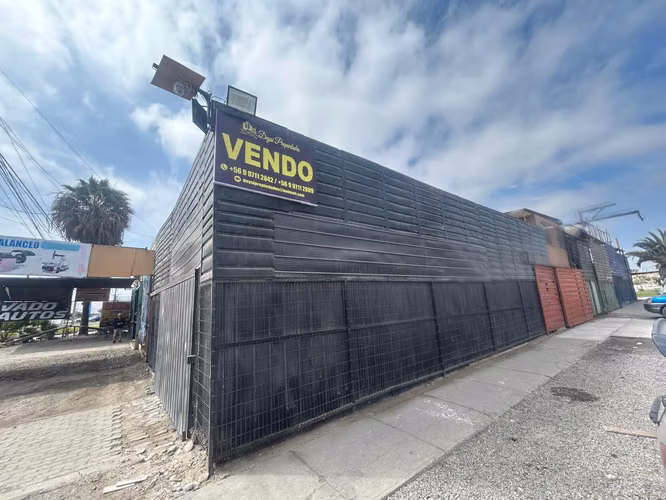 TERRENO AVENIDA AZOLA 1000 MT2