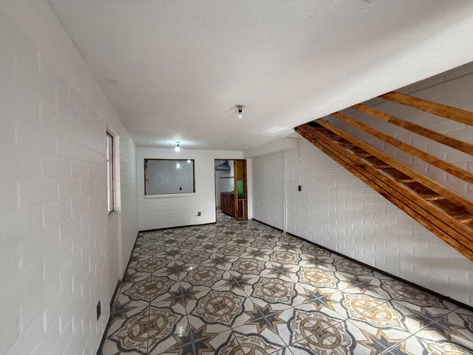 Vendo casa 3 dorm 2 baños solo al contado (110101)