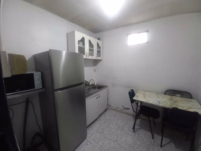 Local comercial Pintureria, 8 estacionamiento (110331)