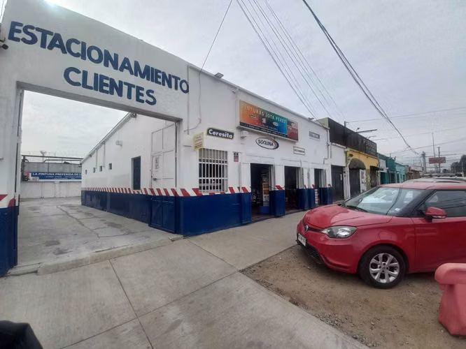 Local comercial Pintureria, 8 estacionamiento (110331)