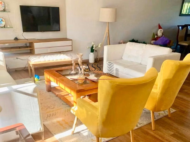VASS vende casa 4D 3B en barrio residencial de Quilpué