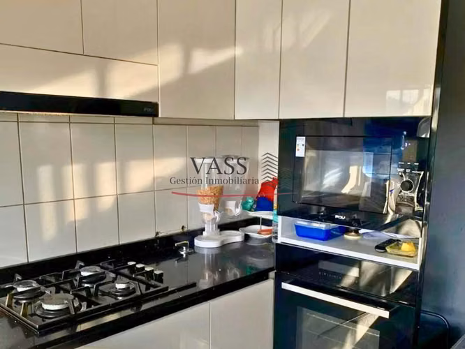 VASS vende casa 4D 3B en barrio residencial de Quilpué