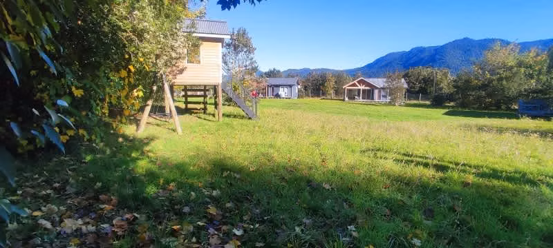 2 Casas + 1 cabaña - parcela 5.000 m²