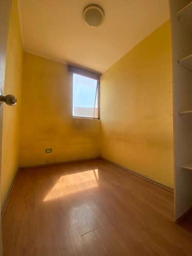 SE VENDE. 3D y 2B. Conchalí, Gral Gambino 3200. Estacionamiento/ Balcón/ Piscina
