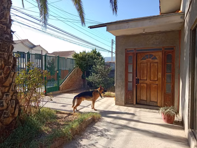 VENDO CASA FAMILIAR LIMACHE, 823 M2 TERRENO, 137 M2 CONSTRUIDOS