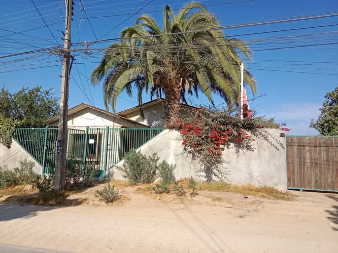 VENDO CASA FAMILIAR LIMACHE, 823 M2 TERRENO, 137 M2 CONSTRUIDOS