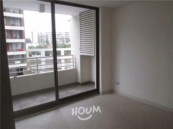 Departamento en Avenida Vicuña Mackenna Poniente