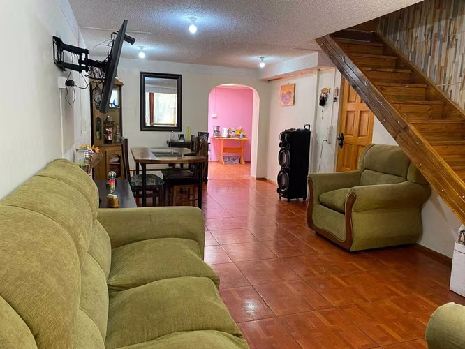 Casa en Buin 98 mts (110871)