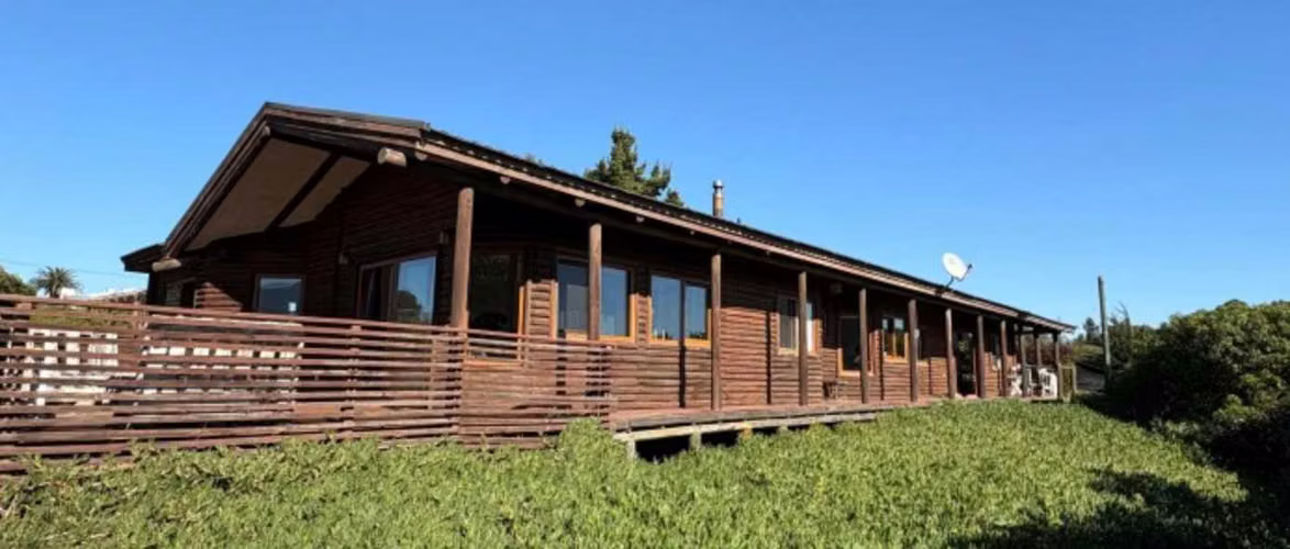 Se vende Casa a 15 min rotonda Concon (111040)