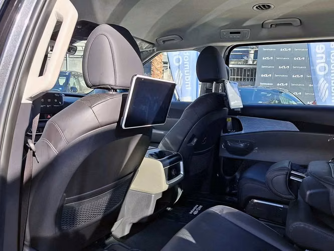 KIA CARNIVAL 2025 - Imagen 11