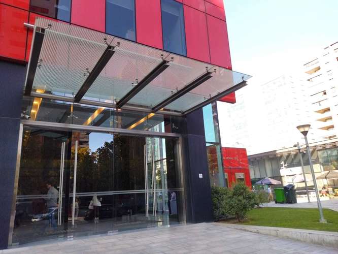 Oficina en arriendo Las Condes - Britania (111115)