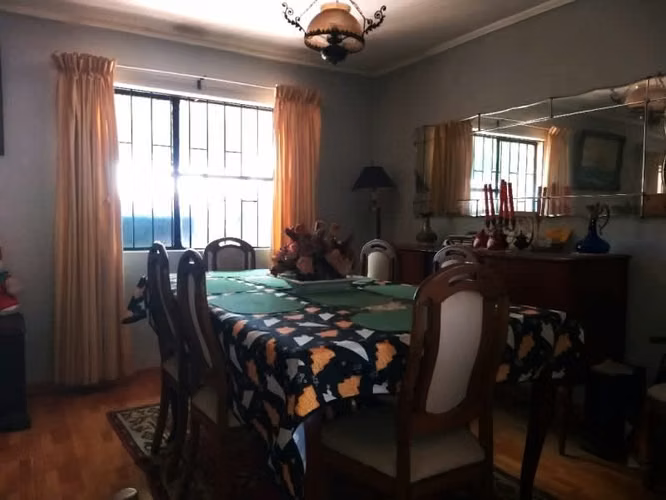 CASA INDEPENDIENTE DE UN PISO  VILLA ALEMANA