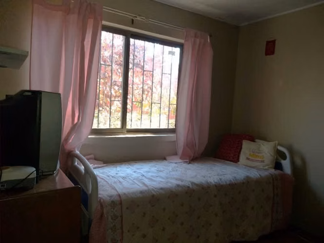 CASA INDEPENDIENTE DE UN PISO  VILLA ALEMANA