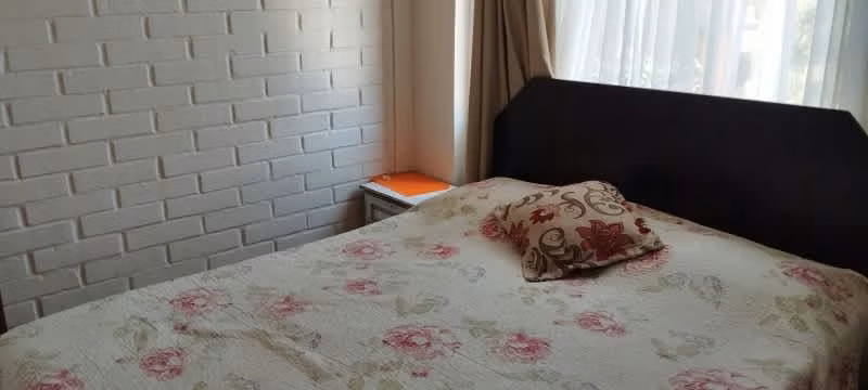 CASA PAREADA DOS PISOS POBLACION PUYARAL VILLA ALEMANA