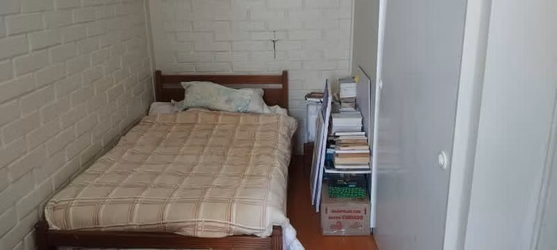 CASA PAREADA DOS PISOS POBLACION PUYARAL VILLA ALEMANA