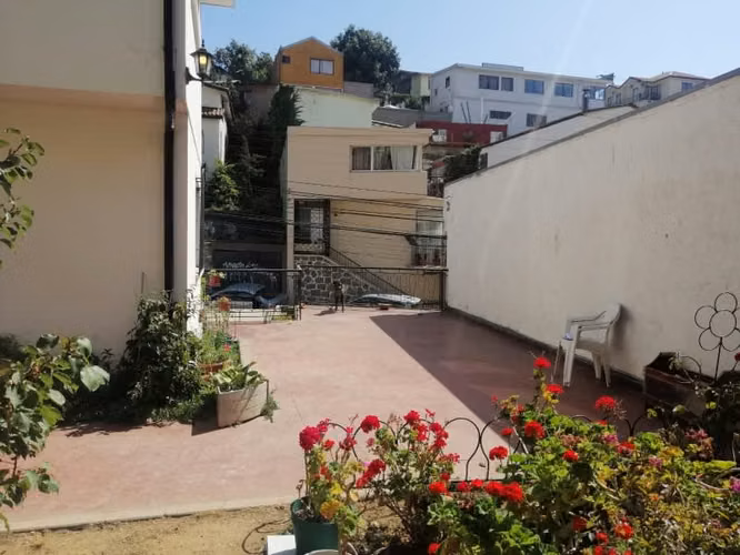 CASA DE DOS PISOS PAREO SIMPLE SECTOR RECREO VIÑA DEL MAR