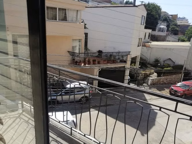CASA DE DOS PISOS PAREO SIMPLE SECTOR RECREO VIÑA DEL MAR