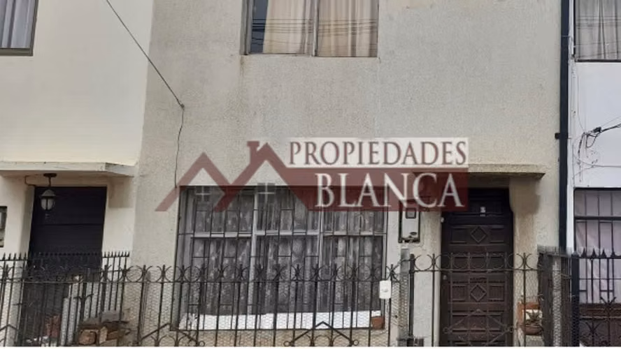 CASA DE DOS PISOS PAREO CONTINUO  VIÑA DEL MAR