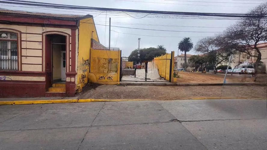 Oportunidad!!Sitio en centro de la Serena (111249)