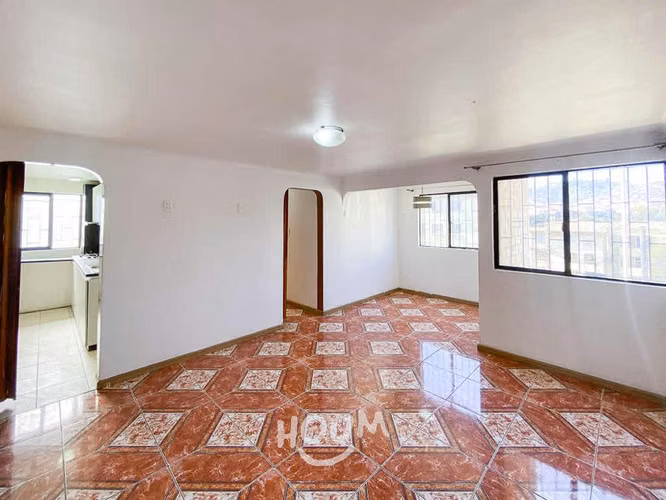 Departamento en Avenida Las Azucenas