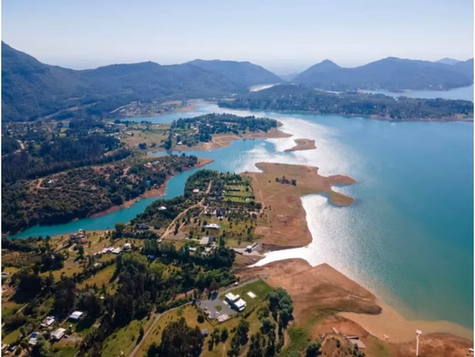En Venta Complejo Turístico en Lago Colbún